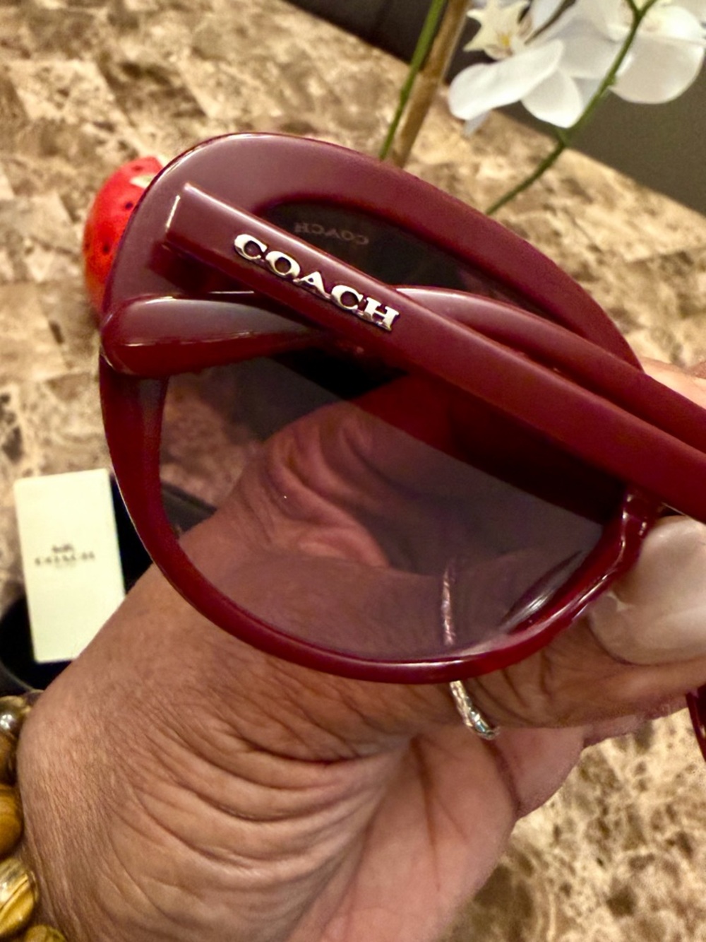 ⭐️⭐️Coach HC8358F (Burgundy Glitter Sig C) Sunglasses Full Inclusion - Picture 5 of 15